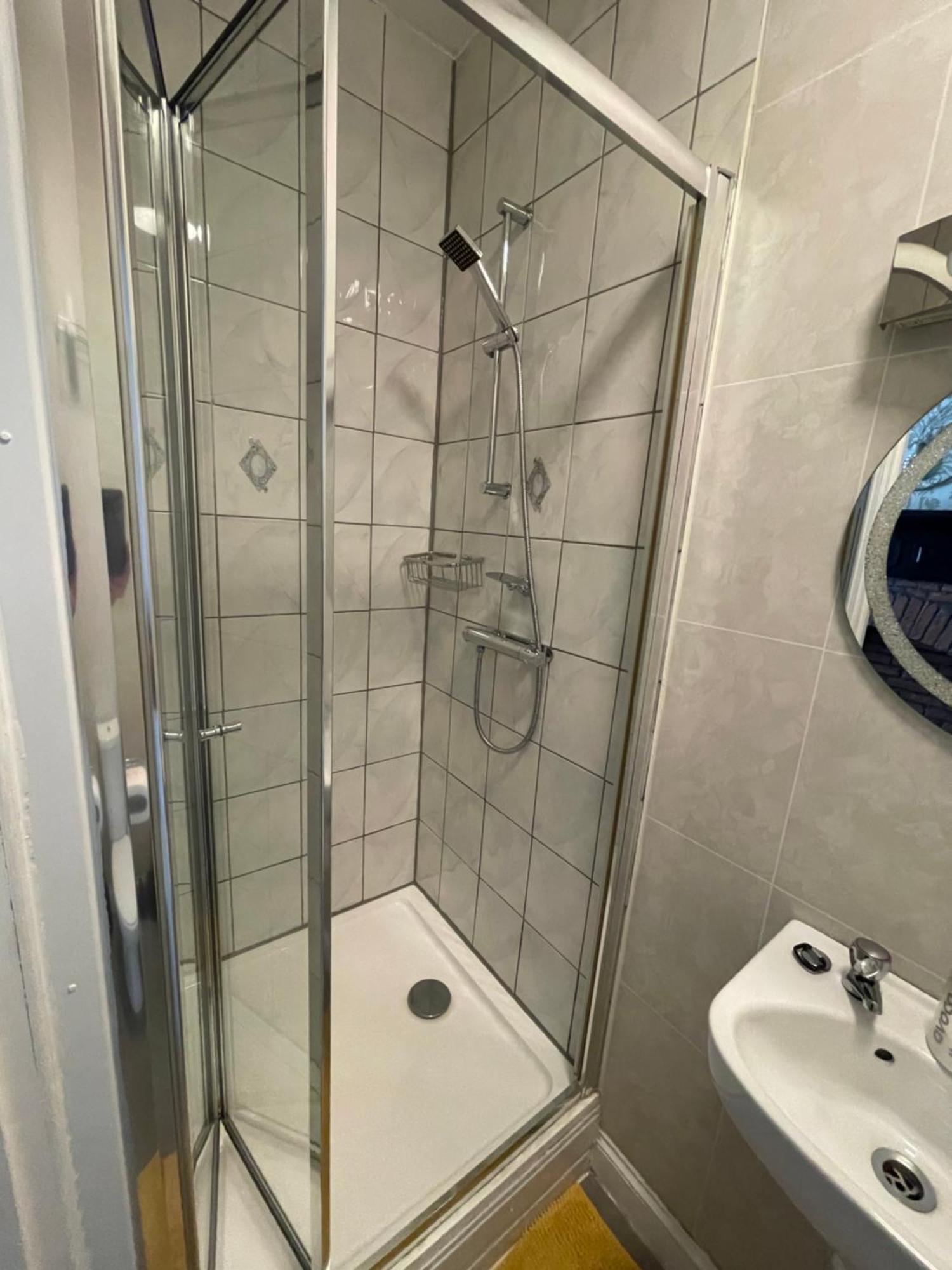 יורק Burton Villa Guest House מראה חיצוני תמונה
